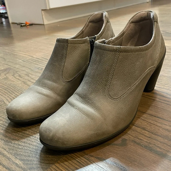 Ecco Sculpted Low Cut Ankle Leather Heeled Boots EU 41 - Picture 4 of 14